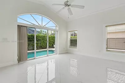 15251 Wilshire Way, Pembroke Pines, FL 33027 - Photo 29