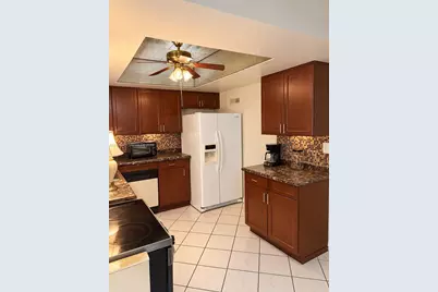 931 NE 130th St, North Miami, FL 33161 - Photo 15