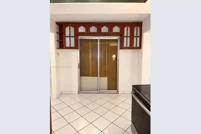 931 NE 130th St, North Miami, FL 33161 - Photo 19