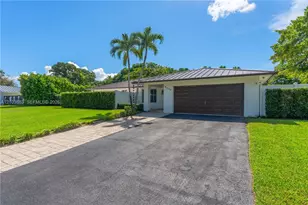 8600 SW 181st St, Palmetto Bay, FL 33157 - Photo 3