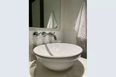 2924 Collins Ave #201, Miami Beach, FL 33140 - Photo 13