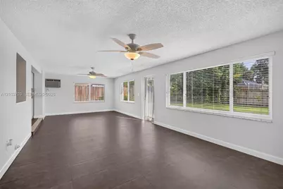 4110 Roosevelt St, Hollywood, FL 33021 - Photo 19