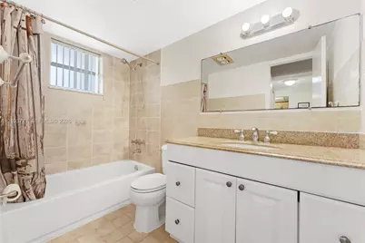 206 SE 10th St #303, Dania Beach, FL 33004 - Photo 21
