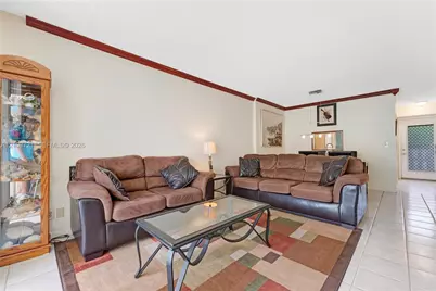 206 SE 10th St #303, Dania Beach, FL 33004 - Photo 11