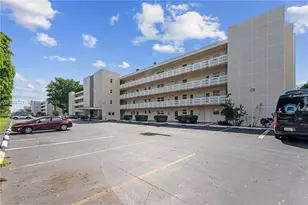 206 SE 10th St, Dania Beach, FL 33004 - Photo 33