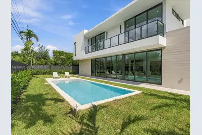 8220 SW 62nd Ct, Miami, FL 33143 - Photo 11
