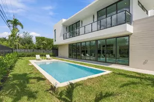 8220 SW 62nd Ct, Miami, FL 33143 - Photo 11