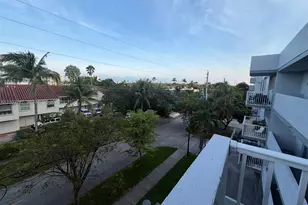 16518 NE 26th Ave, North Miami Beach, FL 33160 - Photo 35