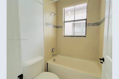 8377 NW 39th Ct, Cooper City, FL 33024 - Photo 11