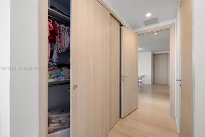 1000 Brickell Plz #PH5403, Miami, FL 33131 - Photo 33