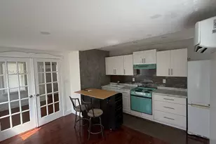 1021 NE 33rd St, Oakland Park, FL 33334 - Photo 5
