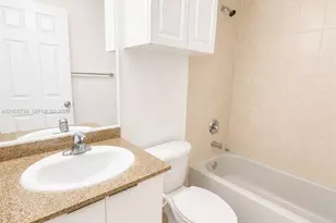 324 NE 3rd St, Hallandale Beach, FL 33009 - Photo 13