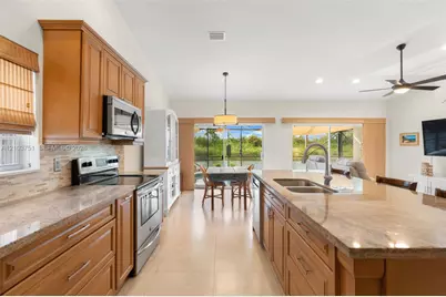 1381 NW 129th Way, Sunrise, FL 33323 - Photo 11
