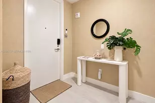 17550 Collins Ave, Sunny Isles Beach, FL 33160 - Photo 3