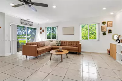2131 Nova Village Dr, Davie, FL 33317 - Photo 11