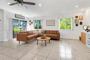 2131 Nova Village Dr, Davie, FL 33317 - Photo 11