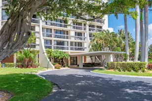 2000 Presidential Way, West Palm Beach, FL 33401 - Photo 3