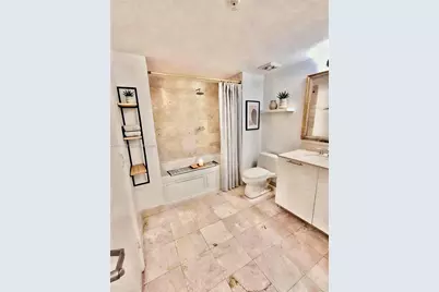 1800 N Bayshore Dr #3908, Miami, FL 33132 - Photo 9