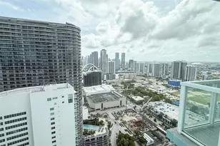 1900 N Bayshore Dr, Miami, FL 33132 - Photo 13