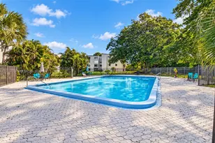 9440 SW 8th St, Boca Raton, FL 33428 - Photo 23