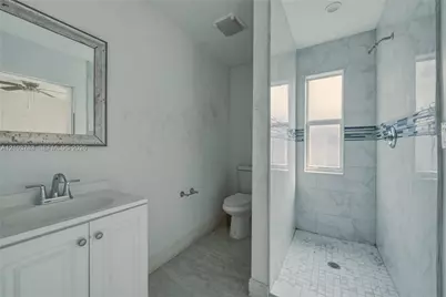 1875 NW 134th St, Miami, FL 33167 - Photo 11