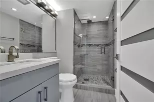 5880 Collins Ave, Miami Beach, FL 33140 - Photo 25