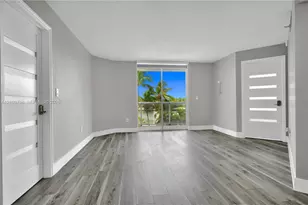 5880 Collins Ave, Miami Beach, FL 33140 - Photo 13