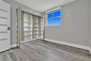 5880 Collins Ave, Miami Beach, FL 33140 - Photo 23