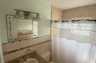 5890 W 25th Ct, Hialeah, FL 33016 - Photo 7
