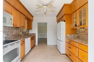 6027 SW 15th St, West Miami, FL 33144 - Photo 5