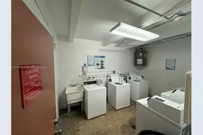 365 NE 125th St #401, North Miami, FL 33161 - Photo 15
