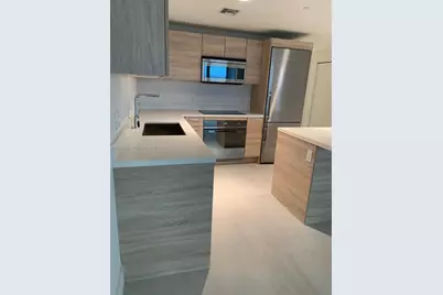 16385 Biscayne Blvd #2302, North Miami Beach, FL 33160 - Photo 5