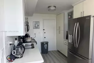 3161 S Ocean Dr, Hallandale Beach, FL 33009 - Photo 25