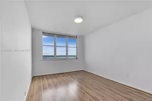 800 Claughton Island Dr, Miami, FL 33131 - Photo 11