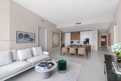 1400 Biscayne Boulevard #4902, Miami, FL 33132 - Photo 9