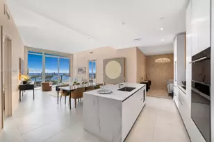 1400 Biscayne Blvd, Miami, FL 33132 - Photo 5
