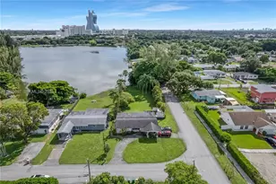 5630 SW 55th Ave, Davie, FL 33314 - Photo 1