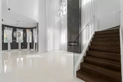 10431 NW 68th Ter, Doral, FL 33178 - Photo 5