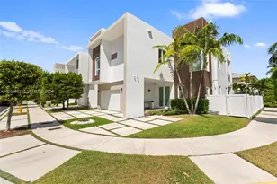 10431 NW 68th Terrace, Doral, FL 33178 - Photo 1