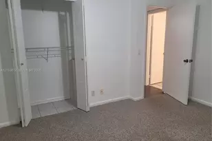 334 Lakeview Dr, Weston, FL 33326 - Photo 13