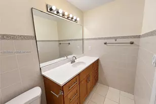 2750 N 34th Ave, Hollywood, FL 33021 - Photo 13