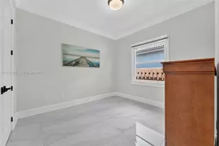 14940 NW 89th Ave, Miami Lakes, FL 33018 - Photo 13