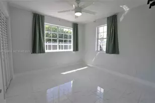 10504 SW 77th Ct, Pinecrest, FL 33156 - Photo 9