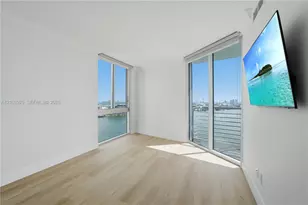335 S Biscayne Blvd, Miami, FL 33131 - Photo 9
