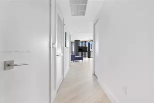 121 NE 34th St, Miami, FL 33137 - Photo 33