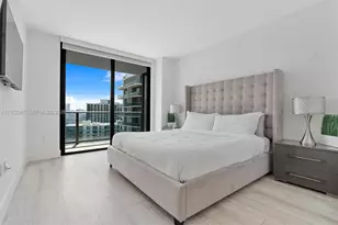 121 NE 34th St, Miami, FL 33137 - Photo 13
