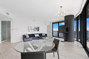 121 NE 34th St, Miami, FL 33137 - Photo 7