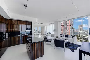 50 South Pointe Dr, Miami Beach, FL 33139 - Photo 11