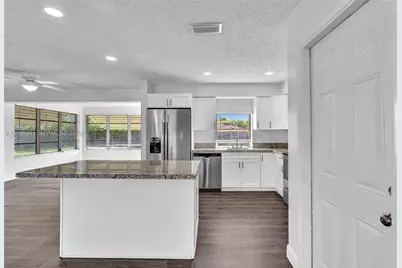 8250 NW 11th Ct #0, Pembroke Pines, FL 33024 - Photo 17