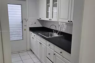 1719 Wiley St, Hollywood, FL 33020 - Photo 11